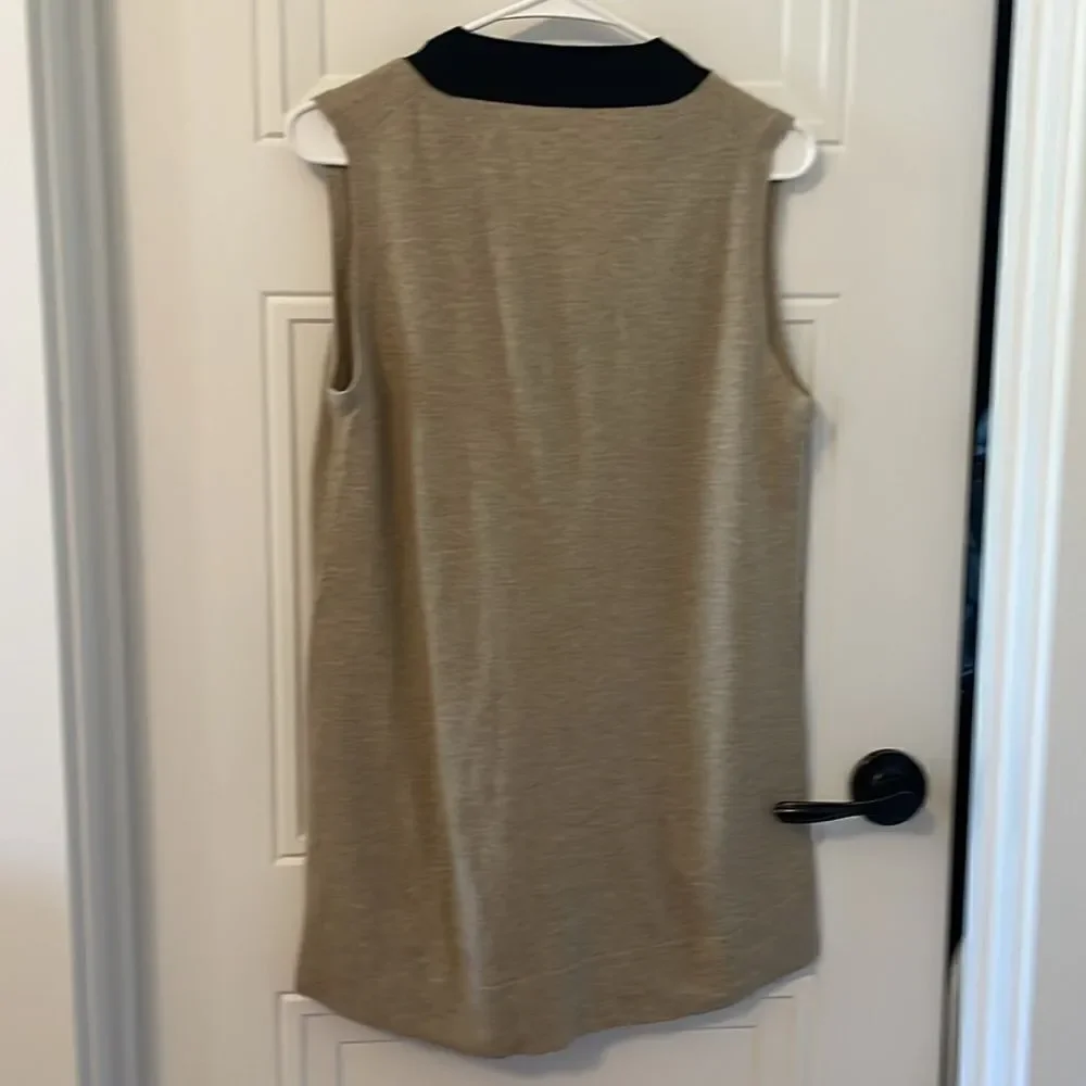 Akris Punto V-neck Sleeveless Sweater